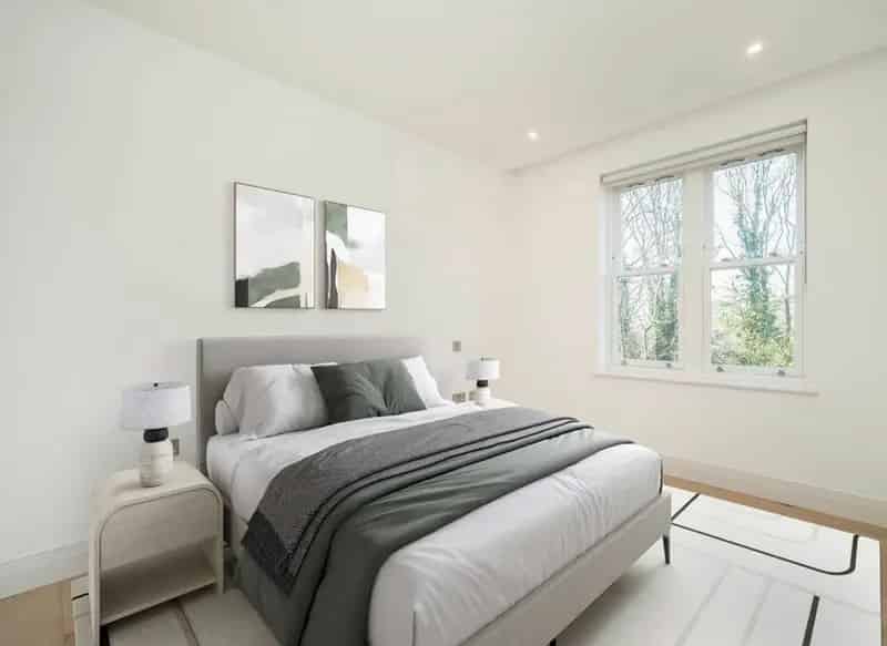 Wimbledon 2-Bed Apartment Near Common Underground Parking