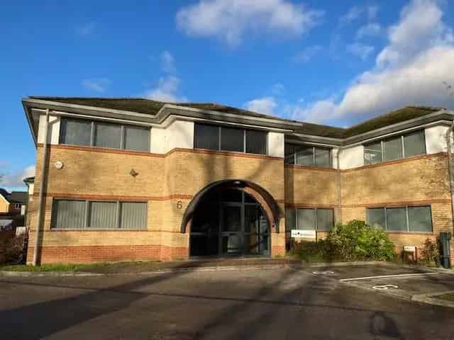 Modern First Floor Office Space for Lease Near M3 M4