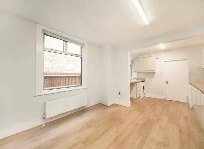 Family House near East Finchley Station - Double Reception, Garden, 2 Bathrooms