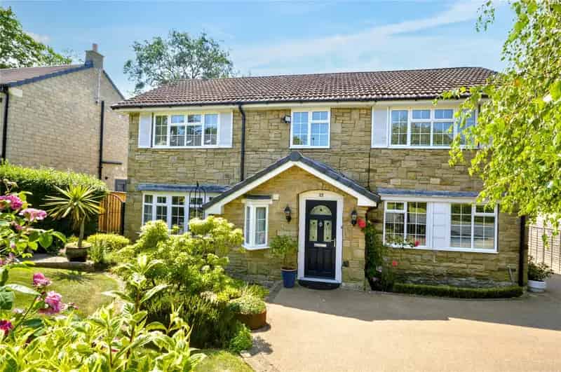 Five Bedroom Detached House in Adel, Leeds