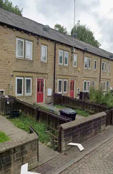 House For Rent in Calderdale, England