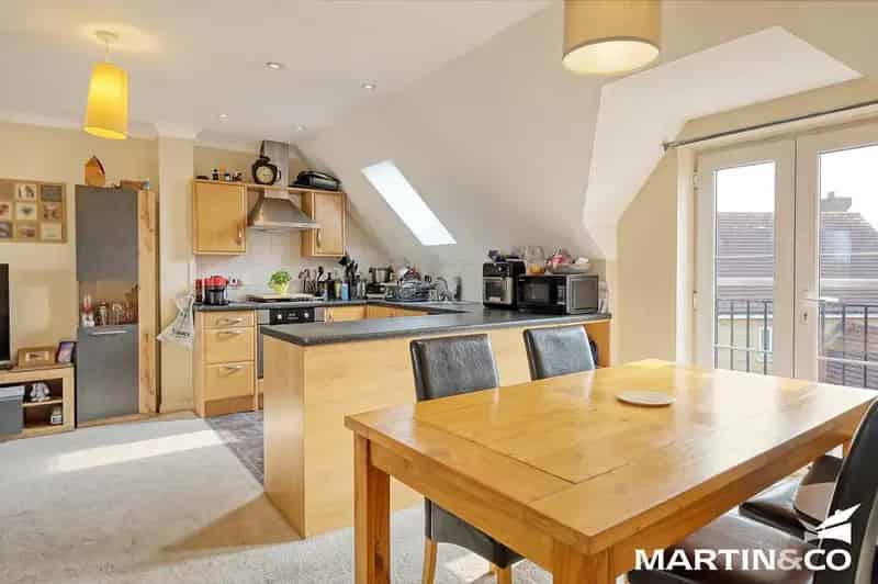 2 Bedroom Apartment For Sale