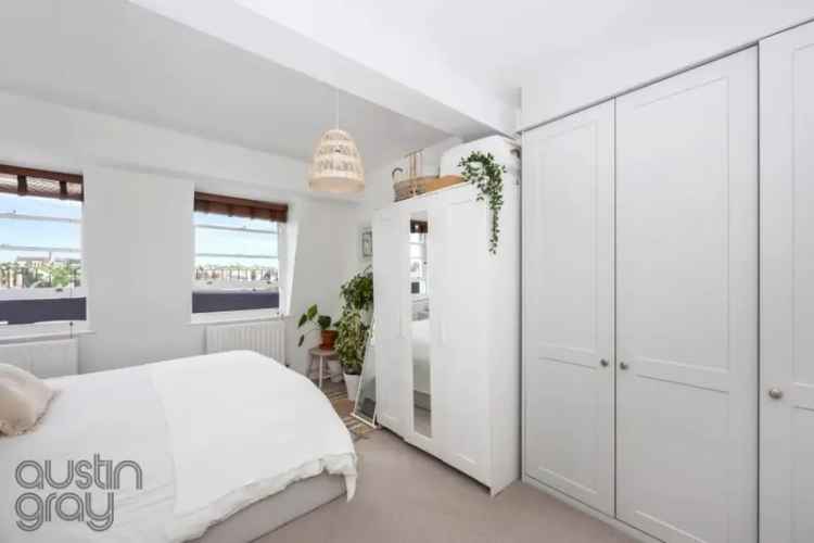 2 Bedroom Flat for Sale in Brighton