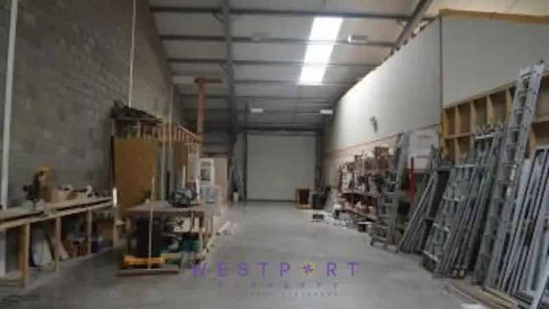 Modern Industrial Unit For Lease 5470 sq ft