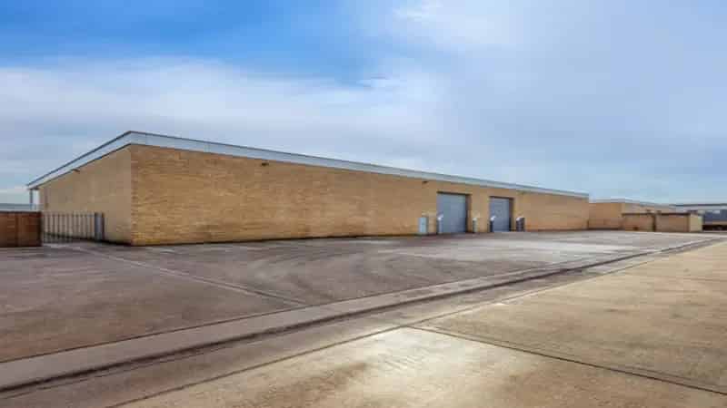 Warehouse Unit for Lease Slough Trading Estate 9363 sq ft