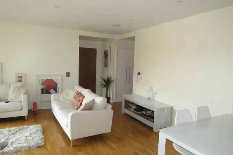 One Bedroom Apartment Near Lincoln University and City Centre