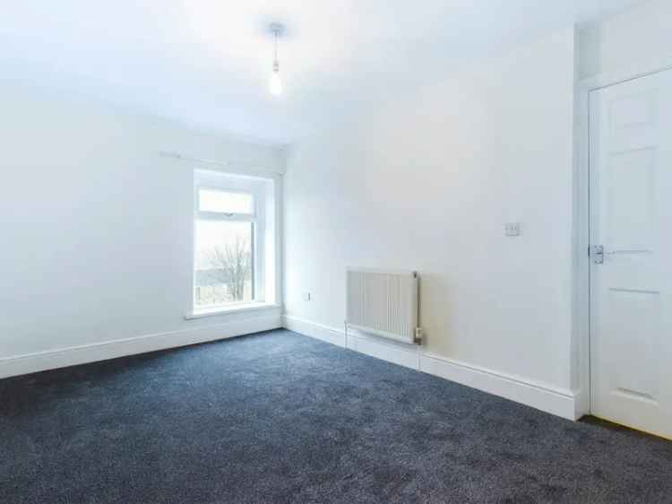 3 Bedroom House in Plasmarl