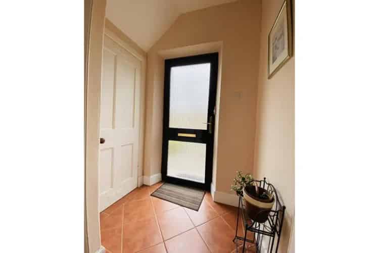 2 Bed Flat Ground Floor Dumfries - First Time Buyer Investor