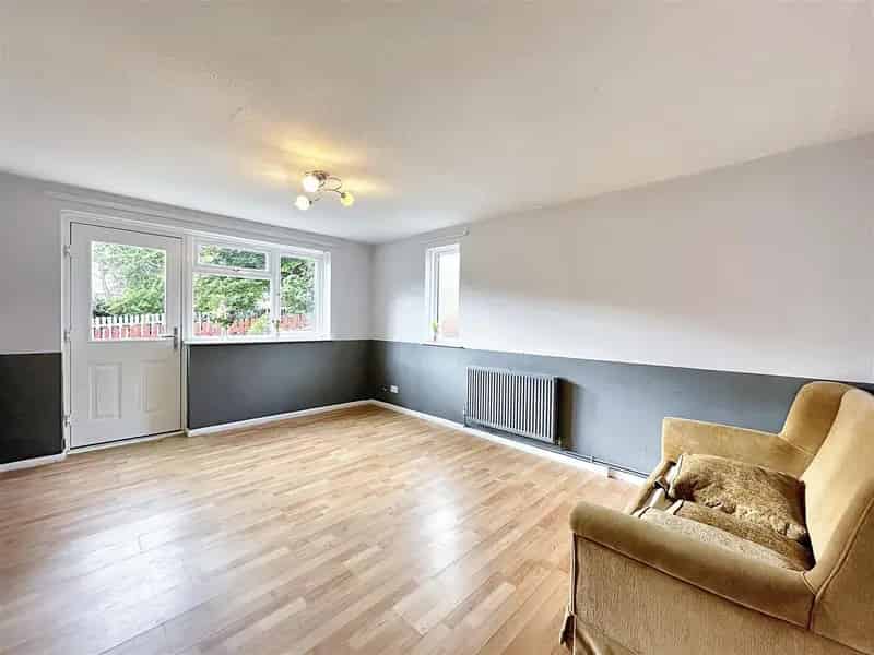 1 Bedroom Apartment House to Rent in Redland Park