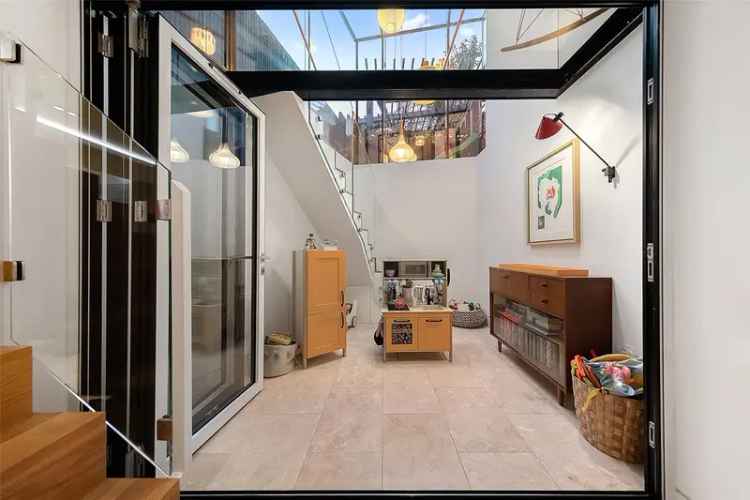 Detached House for sale with 3 bedrooms, Gondar Gardens, London