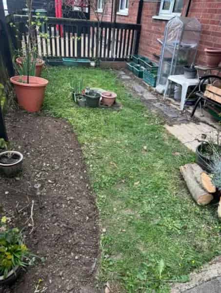 Spacious 3 Bed Ground Floor Flat Near London