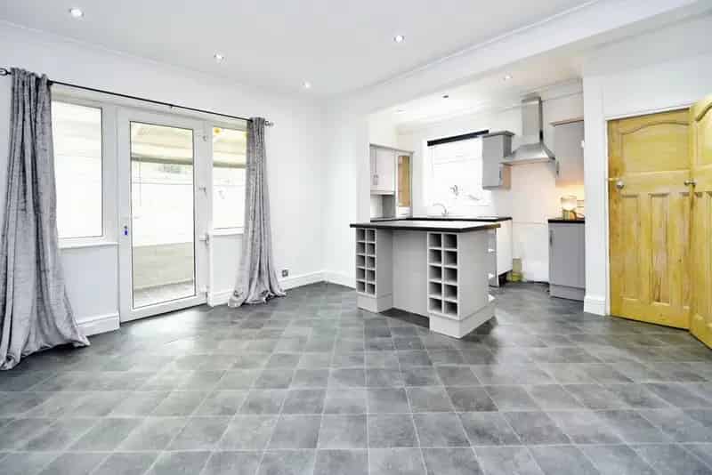 3 Bedroom Semi Detached House for Sale Sheffield