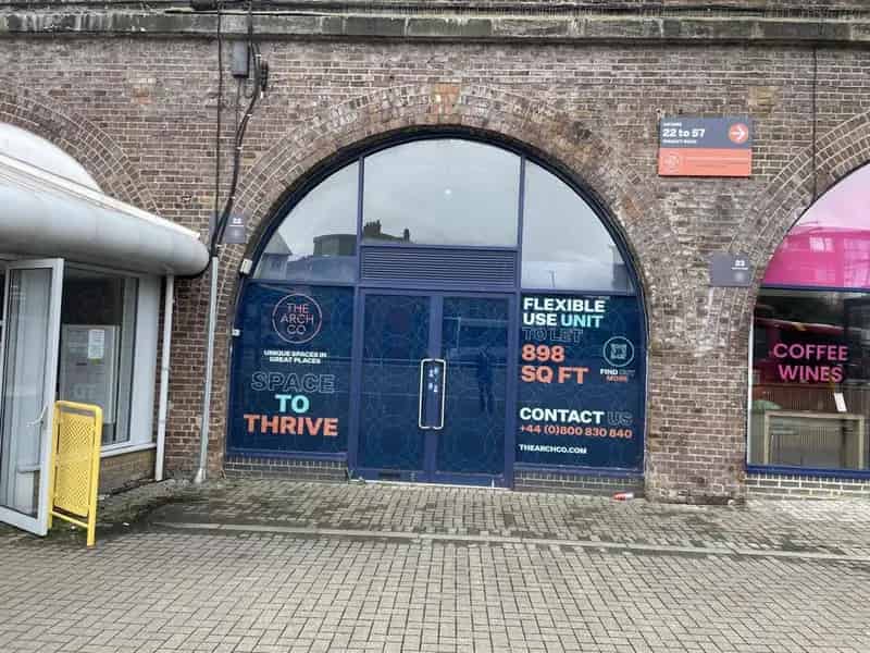 Chelmsford Commercial Unit 898 sq ft Recently Refurbished