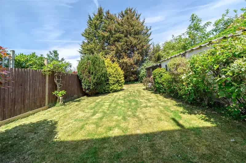 3 Bedroom House for Sale Near Morden Town Centre