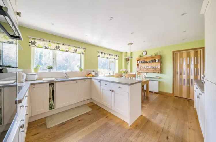 4 Bedroom Detached House For Sale in Five Acres Dursley