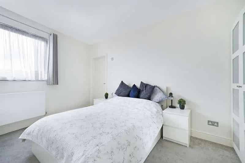 2 Bed Flat for Sale in West Hampstead