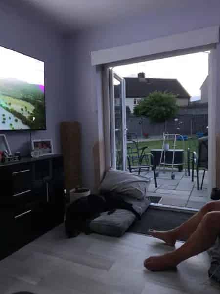Over 55s Bungalow Large Garden Near High Street Train to London