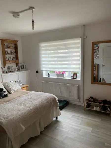 Bungalow For Rent in East Hertfordshire, England