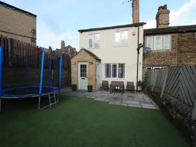 3 Bedroom Stone Cottage for Sale Near Idle