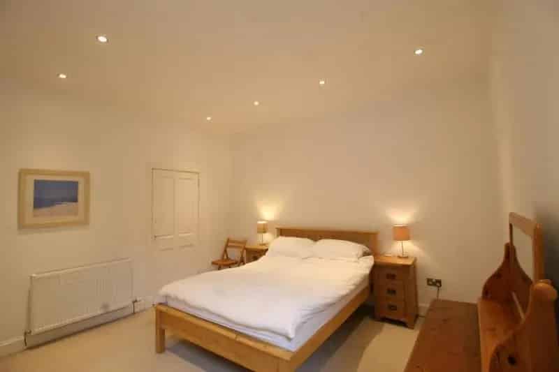 2 Bedroom Flat to Rent Leith Edinburgh Short Term Let