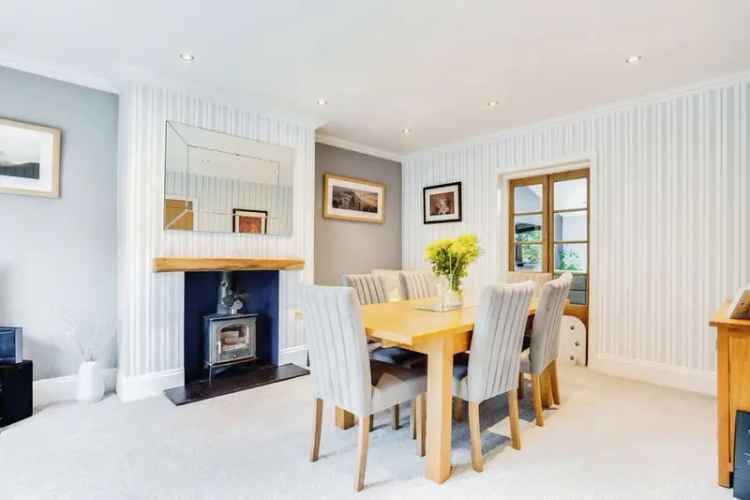 3 Bedroom Detached House Wakefield West Yorkshire
