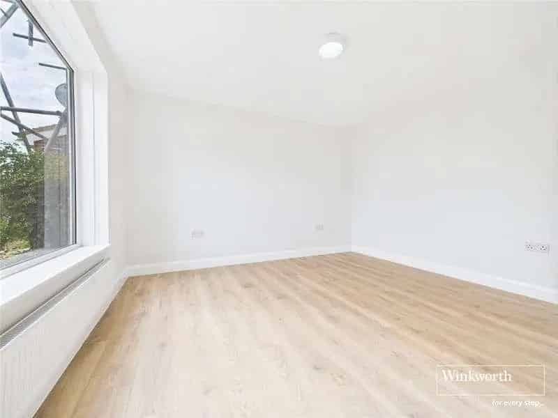 3 Bed House For Sale Extended Refurbished Family Home