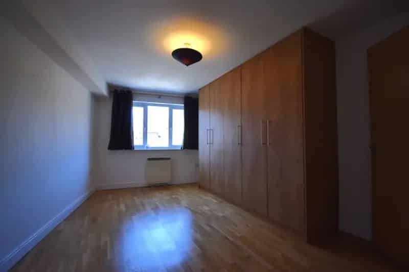 2 Bedroom Flat To Rent Available Now