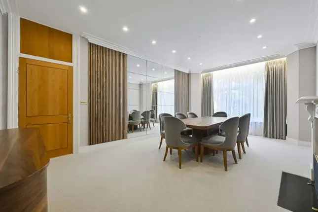 Flat for sale in Transept Street, Marylebone, London NW1