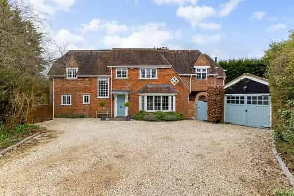 5 Bedroom Family Home Farnham Surrey Extended Refurbished