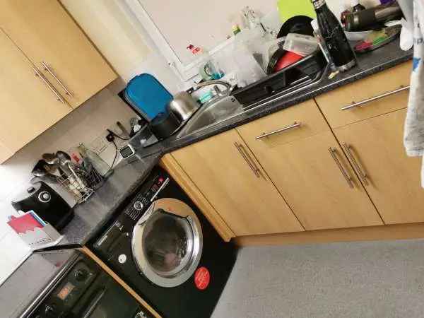 Flat For Rent in South Marston, England