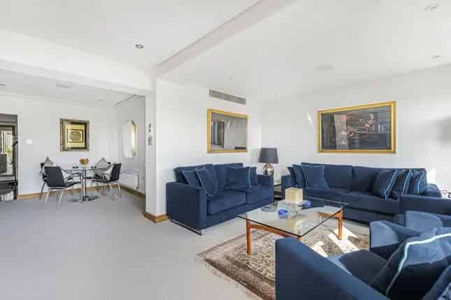 3-Bed Flat for Sale in Piccadilly London W1J