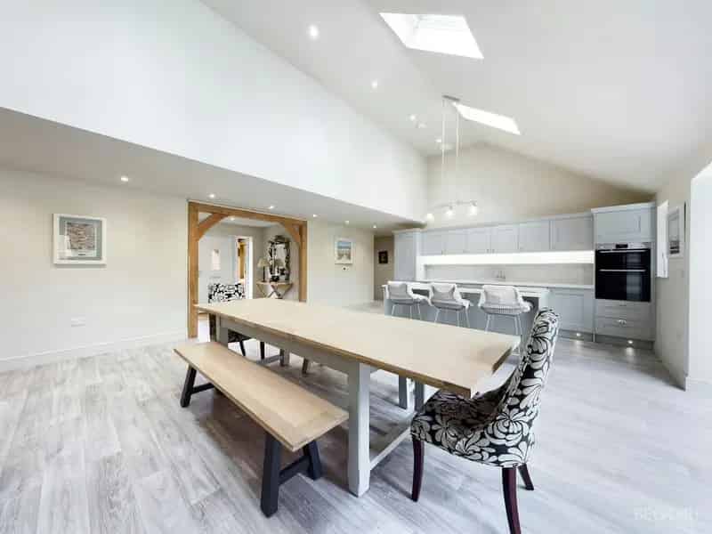 Luxury Four-Bedroom Detached House Near RAF Lakenheath and Mildenhall