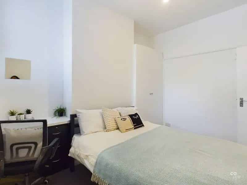 1 Bedroom Terraced House Near University Transport Links