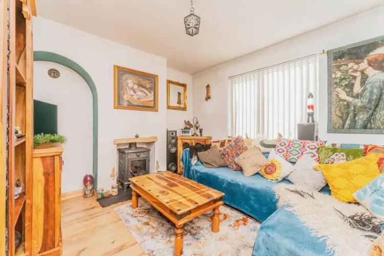 Three Bedroom Semi Detached House Irthlingborough