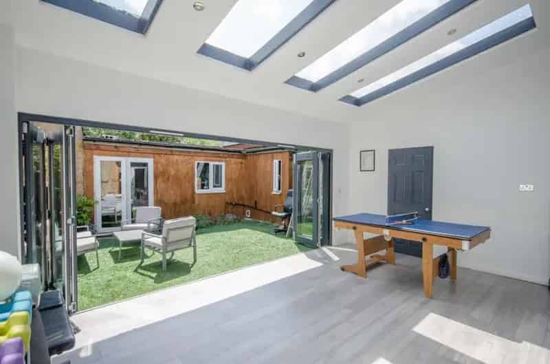 3 Bedroom House For Sale Extended Detached Home With Annex