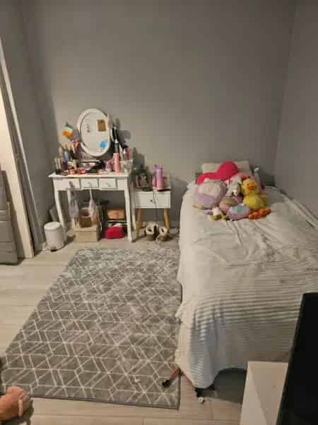 Large Family Home with Garden - Pets Allowed