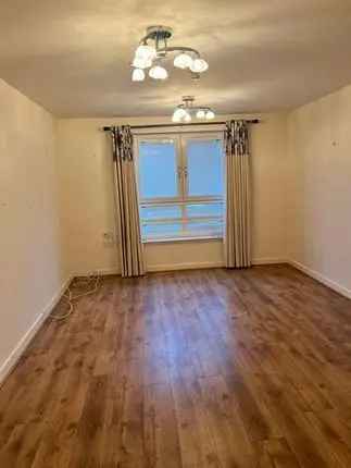 Flat to rent in Strathcona Drive, Glasgow G13