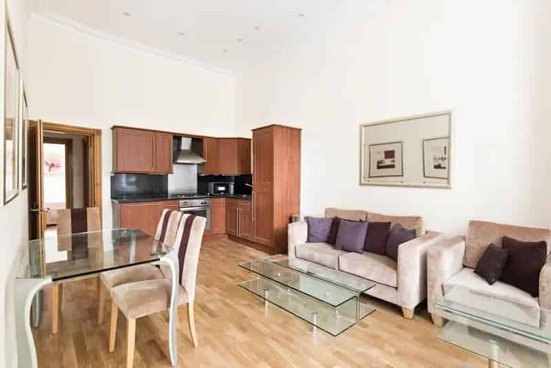 Flat For Rent , London, England