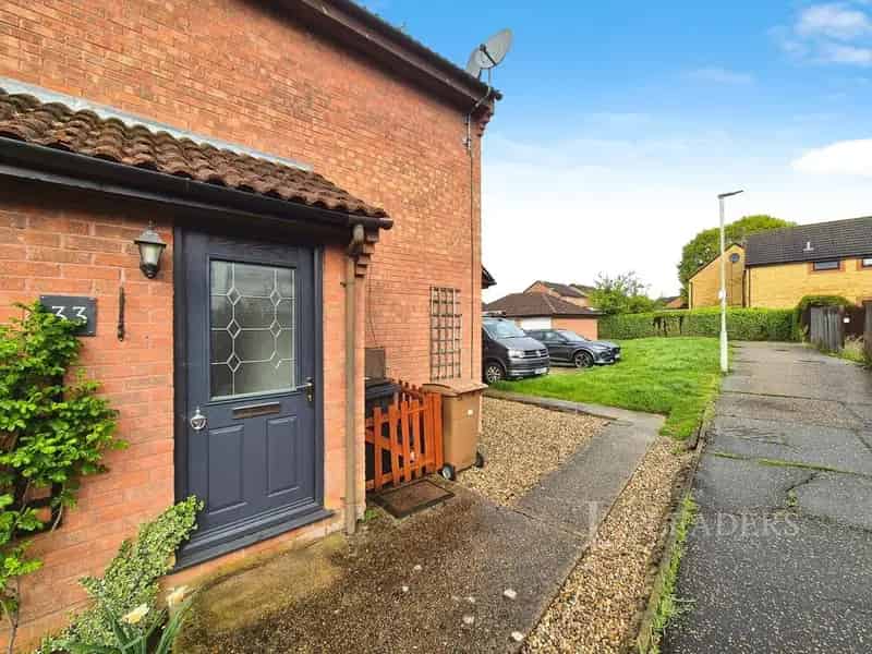 1 Bedroom Semi-Detached House To Rent