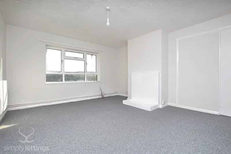 2 Bedroom Flat to Rent Brighton Lewes Road