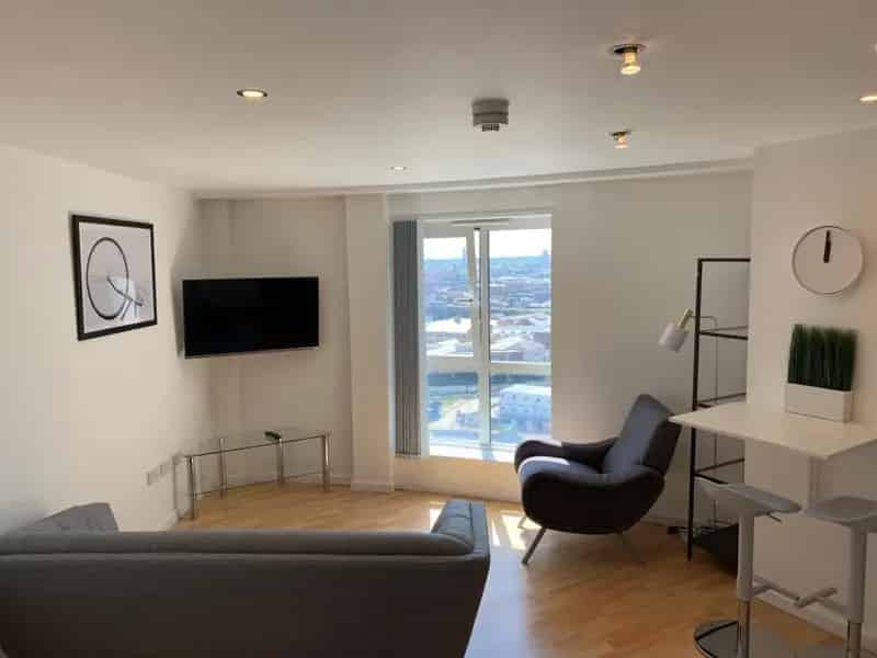 2 Bedroom Apartment to Rent Birmingham City Centre