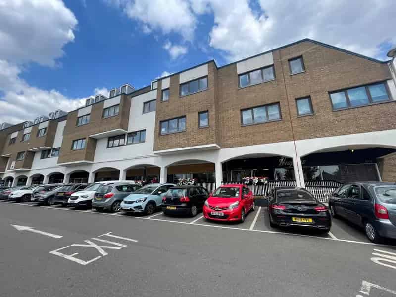 Warwick Town Centre Retail Premises and Offices To Let