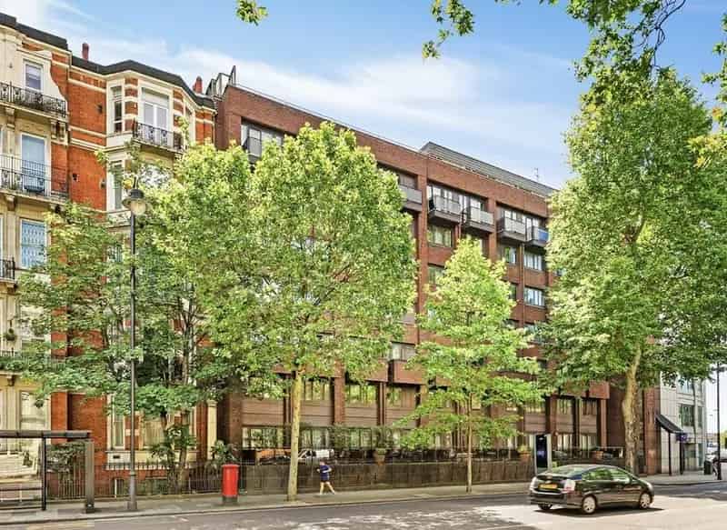 Refurbished 2-Bed 2-Bath Apartment near Earls Court
