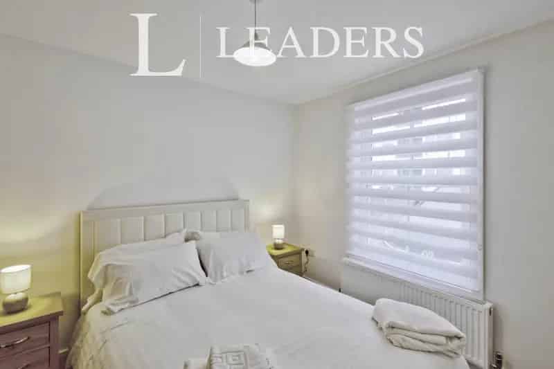 1 Bedroom House Share No Deposit Option Available
