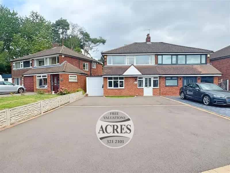 3 Bedroom Semi Detached House For Sale