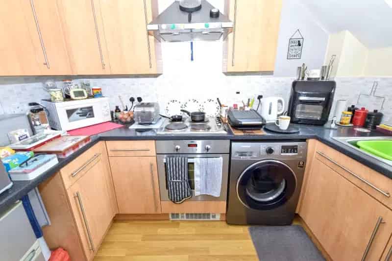 Modern Apartment Near Leeds City Centre