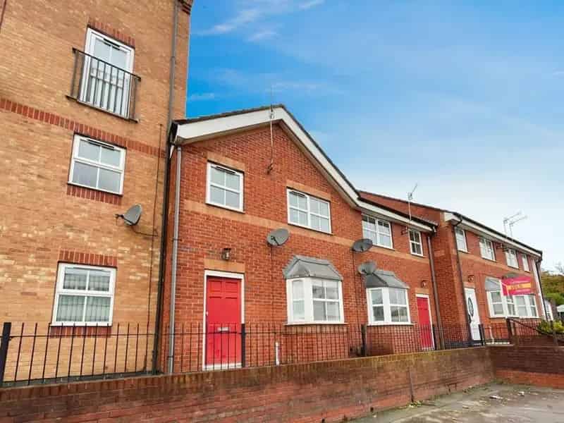 3 Bedroom Mid Terrace House for Sale Stoke-on-Trent