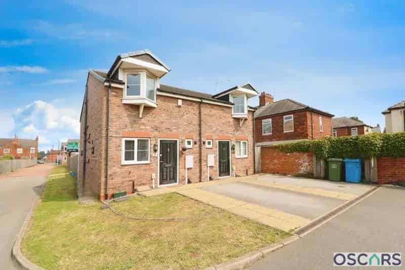 2 Bedroom Semi Detached House for Sale Hessle
