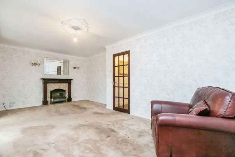 3 Bedroom Semi Detached House for Sale Camber East Sussex