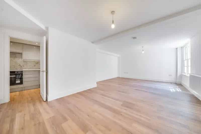 Modern One Double Bedroom Flat to Rent